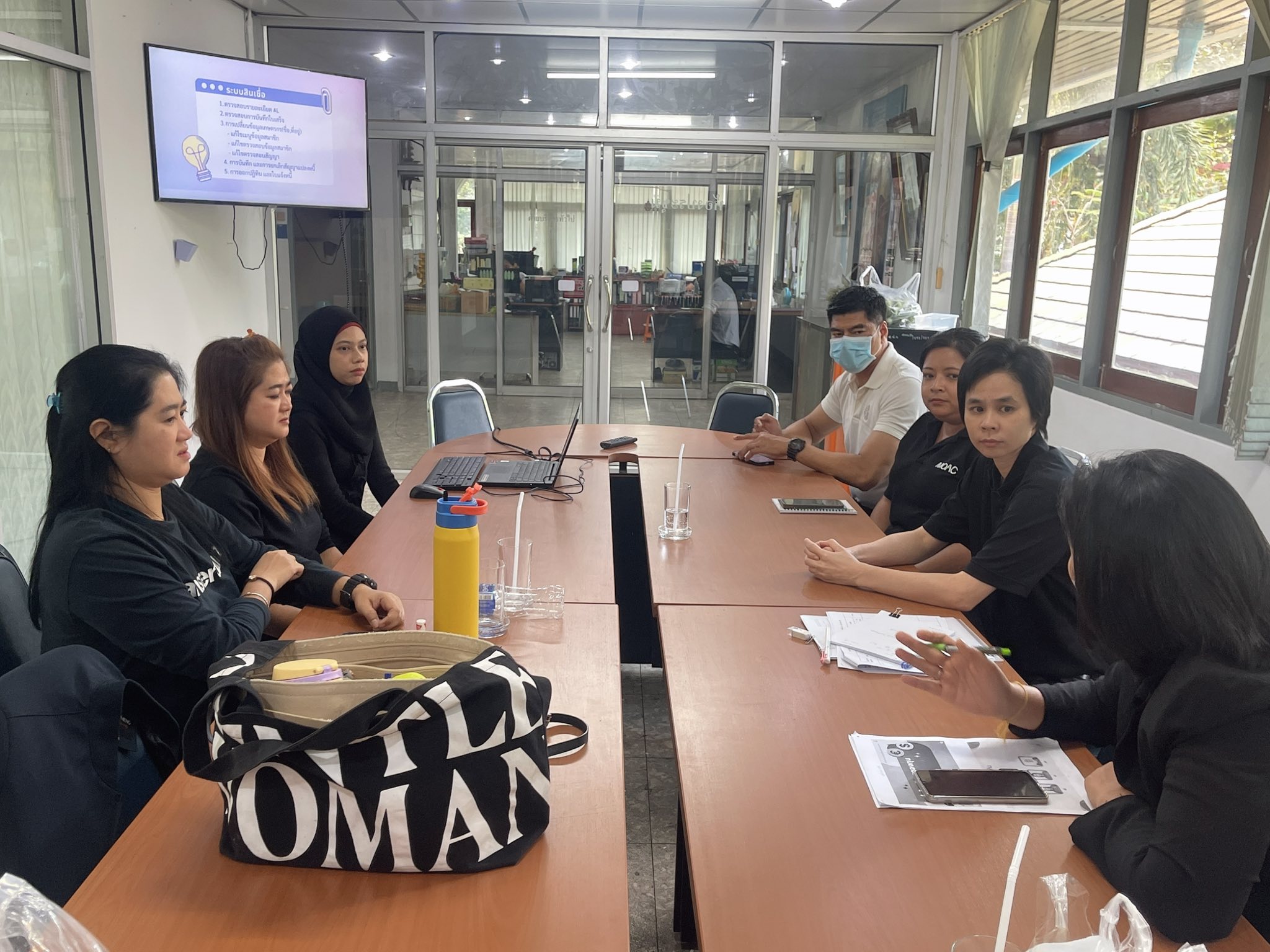 title - เข้าร่วมกิจกรรม Coaching เพื่อเพิ่มประสิทธิภาพในการปฏิบัิติงานกองทุนการปฏิรูปที่ดิน วัตถุประสงค์เพื่อให้บุคลากรกองทุนฯ ได้แลกเปลี่ยนเรียนรู้ และข้อมูลในการปฏิบัติงานกองทุน ป้องกันและลดข้อผิดพลาดในการปฏิบัติงาน ทบทวนการใช้งาน ระบบโปรแกรมกองทุนโดยเจ้าหน้าที่ จาก ส.ป.ก. ส่วนกลาง สำนักบริหารกองทุน